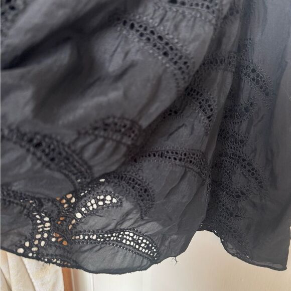 NWT! Gold Hawk Silk Black Skirt - Picture 5 of 6
